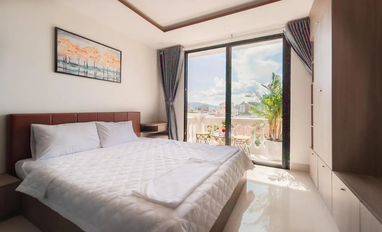 Uy Duong Hotel & Apartment - Nha Trang 0*,